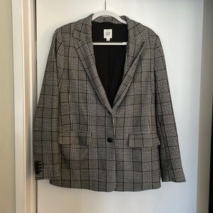 Gap black and white plaid blazer. Size 14.